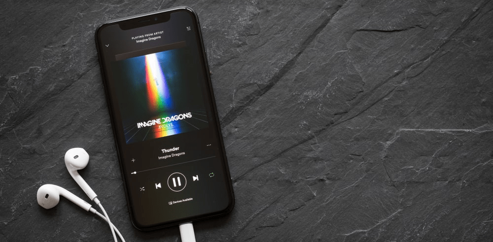 Ajouter des titres à la playlist